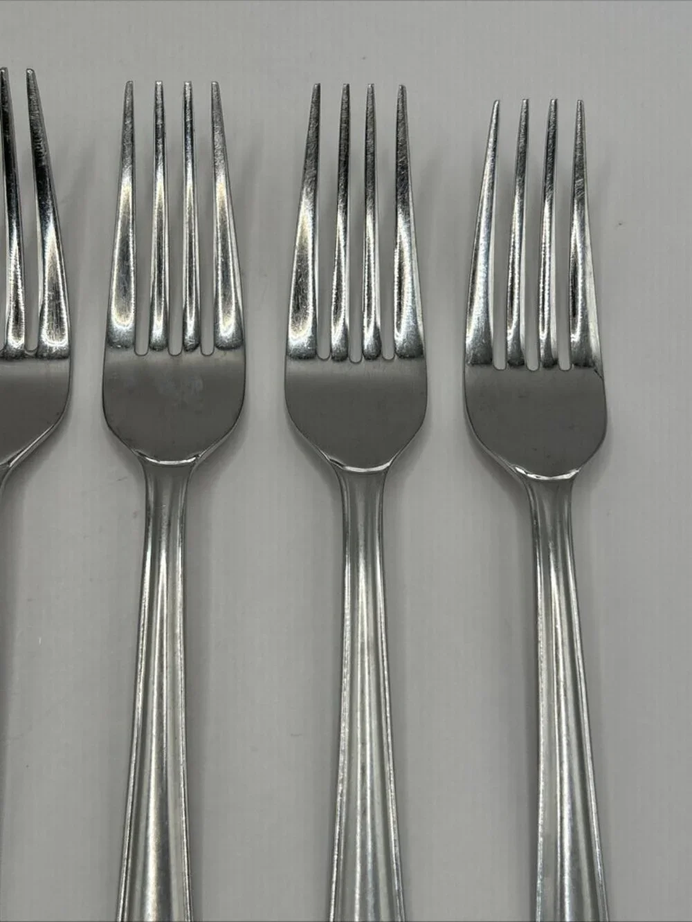 Mikasa CLASSICO SATIN Dinner Forks (Set of 8) Gerald Patrick 18/8 Korea 8 1/8